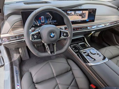 New 2026 BMW 740i w/ Premium Package RWD image 3