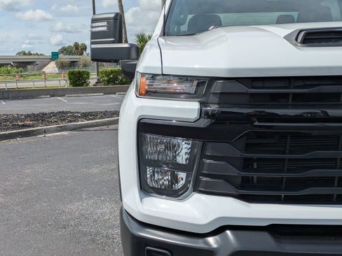 Used 2024 Chevrolet Silverado 2500 W/T w/ WT Convenience Package image 10