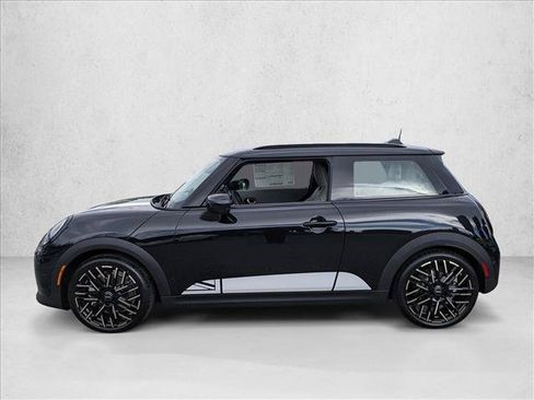 New 2026 MINI Cooper 2-Door Hardtop FWD image 5