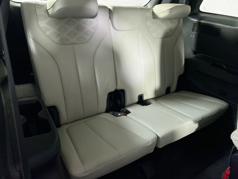 Used 2022 Hyundai Palisade Calligraphy image 29