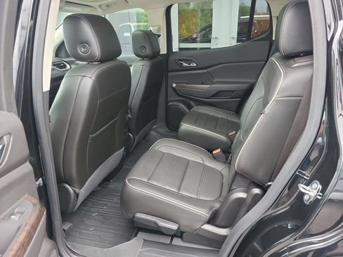 Certified 2023 GMC Acadia Denali w/ Denali Technology Package AWD/4WD image 14