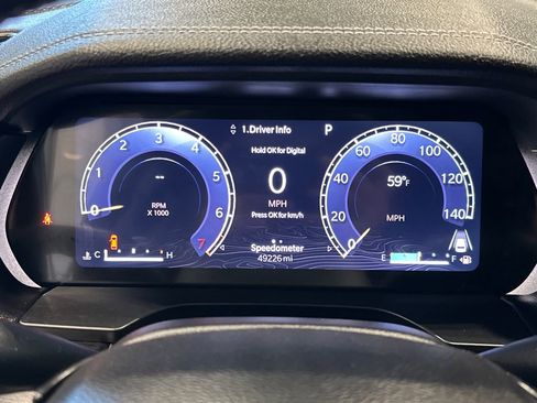 Used 2023 Jeep Grand Cherokee Limited w/ Luxury Tech Group II AWD/4WD image 18