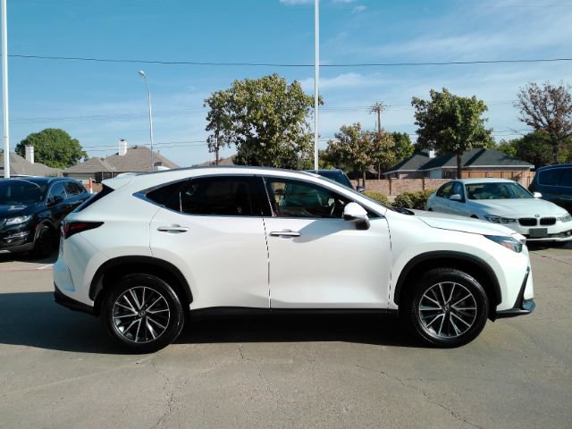 Used 2024 Lexus NX 250 FWD image 5