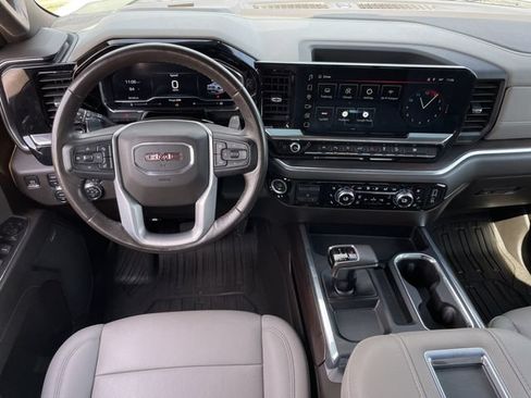 Used 2022 GMC Sierra 1500 SLT w/ SLT Premium Plus Package AWD/4WD image 11
