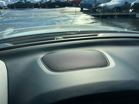 Used 2025 Kia Soul LX w/ LX Technology Package image 18