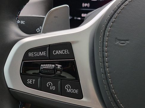 Certified 2025 BMW X7 M60i w/ Executive Package AWD/4WD image 31