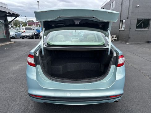 Used 2013 Ford Fusion SE FWD image 11