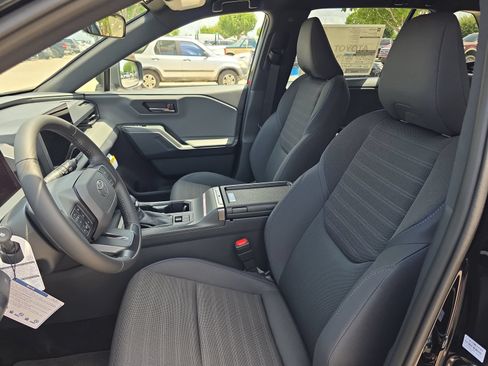 New 2026 Toyota RAV4 SE AWD/4WD image 11