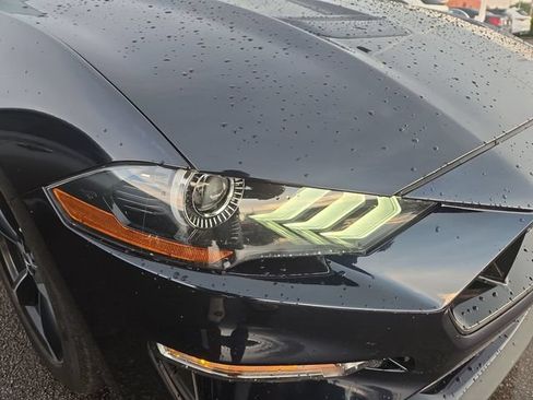 Used 2021 Ford Mustang GT RWD image 25