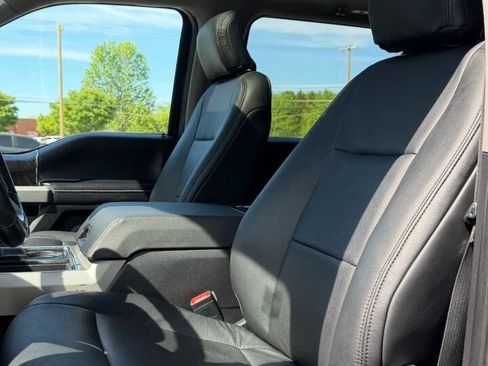 Used 2019 Ford F250 Lariat w/ FX4 Off-Road Package AWD/4WD image 15
