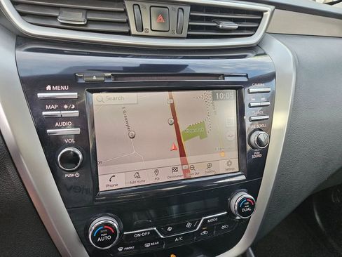 Used 2023 Nissan Murano SL w/ SL Moonroof Package image 18