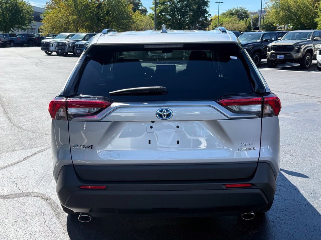 Certified 2024 Toyota RAV4 XLE w/ Convenience Package AWD/4WD image 7