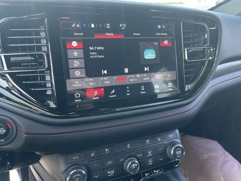 Used 2025 Dodge Durango R/T image 32