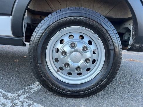 Used 2023 Ford Transit 250 Medium Roof AWD w/ Load Area Protection Package image 15