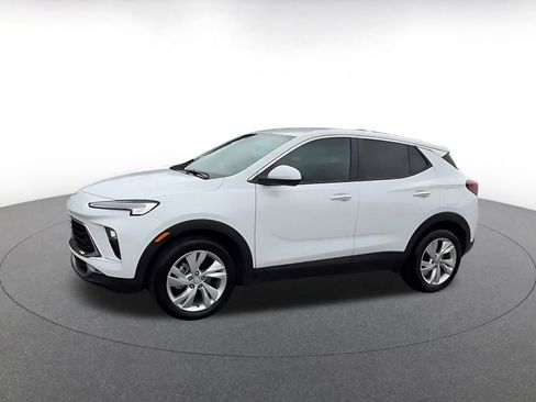 Used 2025 Buick Encore GX Preferred FWD image 8