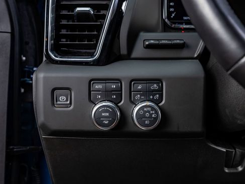 Used 2025 GMC Sierra 2500 Denali Ultimate w/ Max Trailering Package image 22