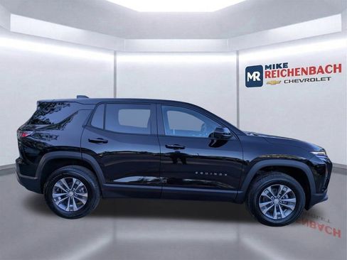 New 2026 Chevrolet Equinox LT w/ Convenience Package II FWD image 4