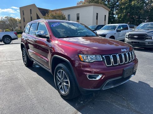 Used 2021 Jeep Grand Cherokee Limited image 3