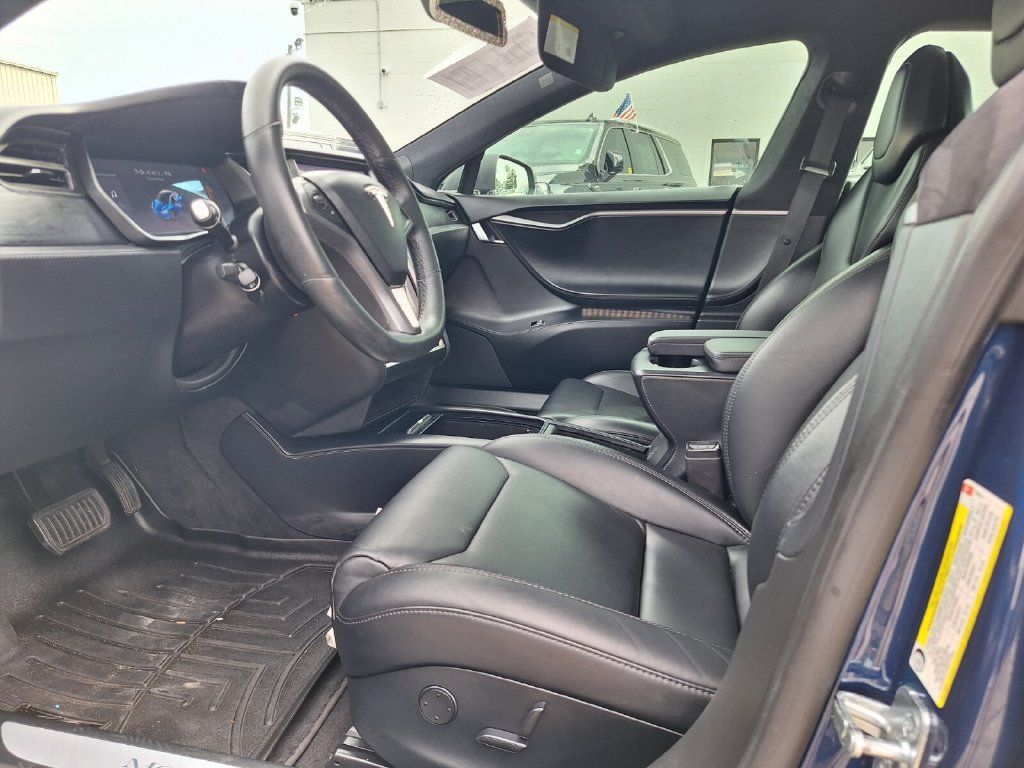Used 2019 Tesla Model S Standard Range AWD/4WD image 12