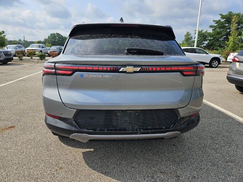 Used 2024 Chevrolet Equinox EV LT AWD/4WD image 6
