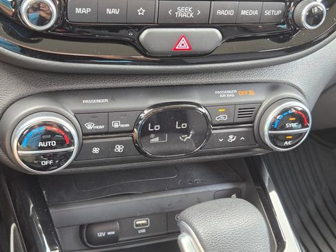 Certified 2025 Kia Soul S FWD image 29