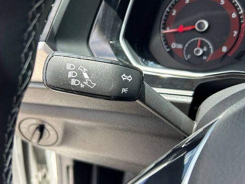 Used 2019 Volkswagen Jetta R-Line w/ R-Line Cold Weather Package FWD image 22