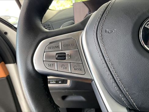 Used 2024 BMW X7 xDrive40i AWD/4WD image 24