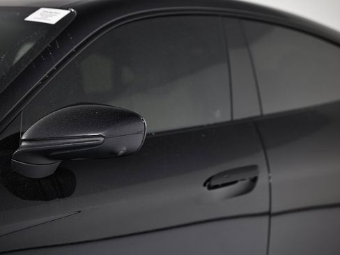 Certified 2024 Porsche Taycan image 12