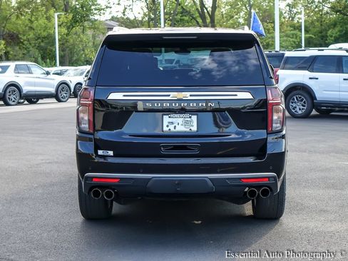 Used 2021 Chevrolet Suburban High Country AWD/4WD image 6