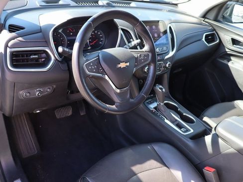Used 2020 Chevrolet Equinox Premier w/ Premier Redline Edition image 5