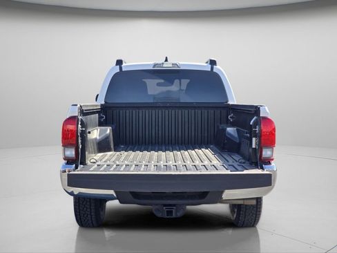 Used 2023 Toyota Tacoma SR5 RWD image 19