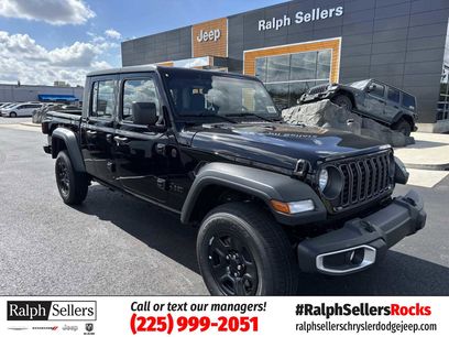 New 2025 Jeep Gladiator Sport