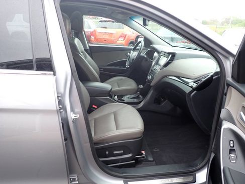 Used 2014 Hyundai Santa Fe Limited AWD/4WD image 9