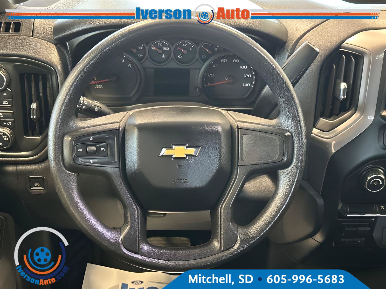 Used 2021 Chevrolet Silverado 1500 Custom AWD/4WD image 28