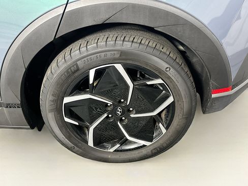 Used 2024 Hyundai Ioniq 5 SEL image 11