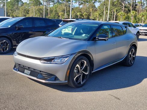 Certified 2022 Kia EV6 GT-Line w/ First Edition Package image 3