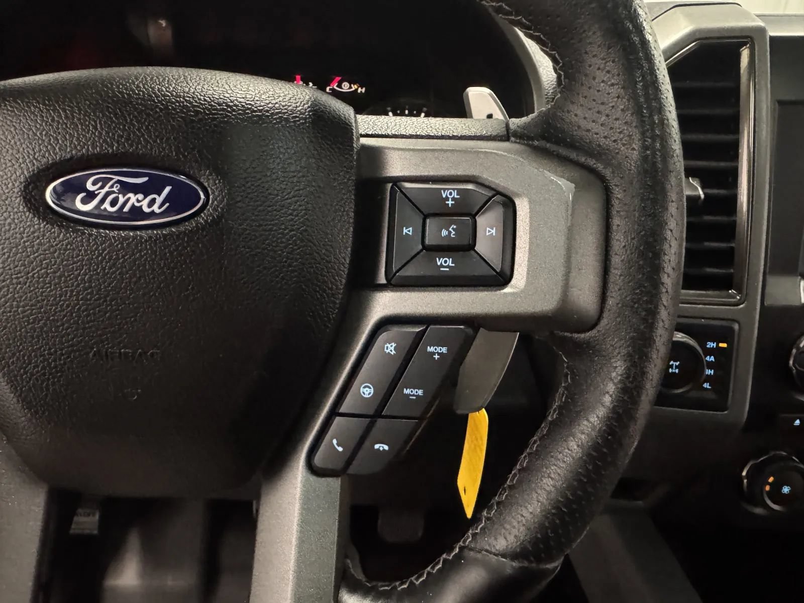 Used 2018 Ford F150 Raptor w/ Equipment Group 801A Mid AWD/4WD image 22