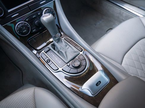 Used 2009 Mercedes-Benz SL 65 AMG image 31