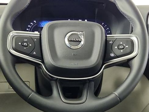 Certified 2026 Volvo XC40 B5 Ultra w/ Climate Package AWD/4WD image 62
