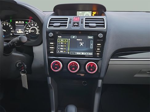 Used 2018 Subaru Forester 2.5i Limited w/ Popular Package #3B image 15