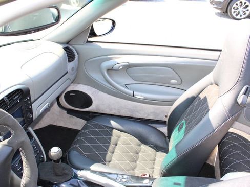 Used 2003 Porsche 911 Carrera 4 image 22