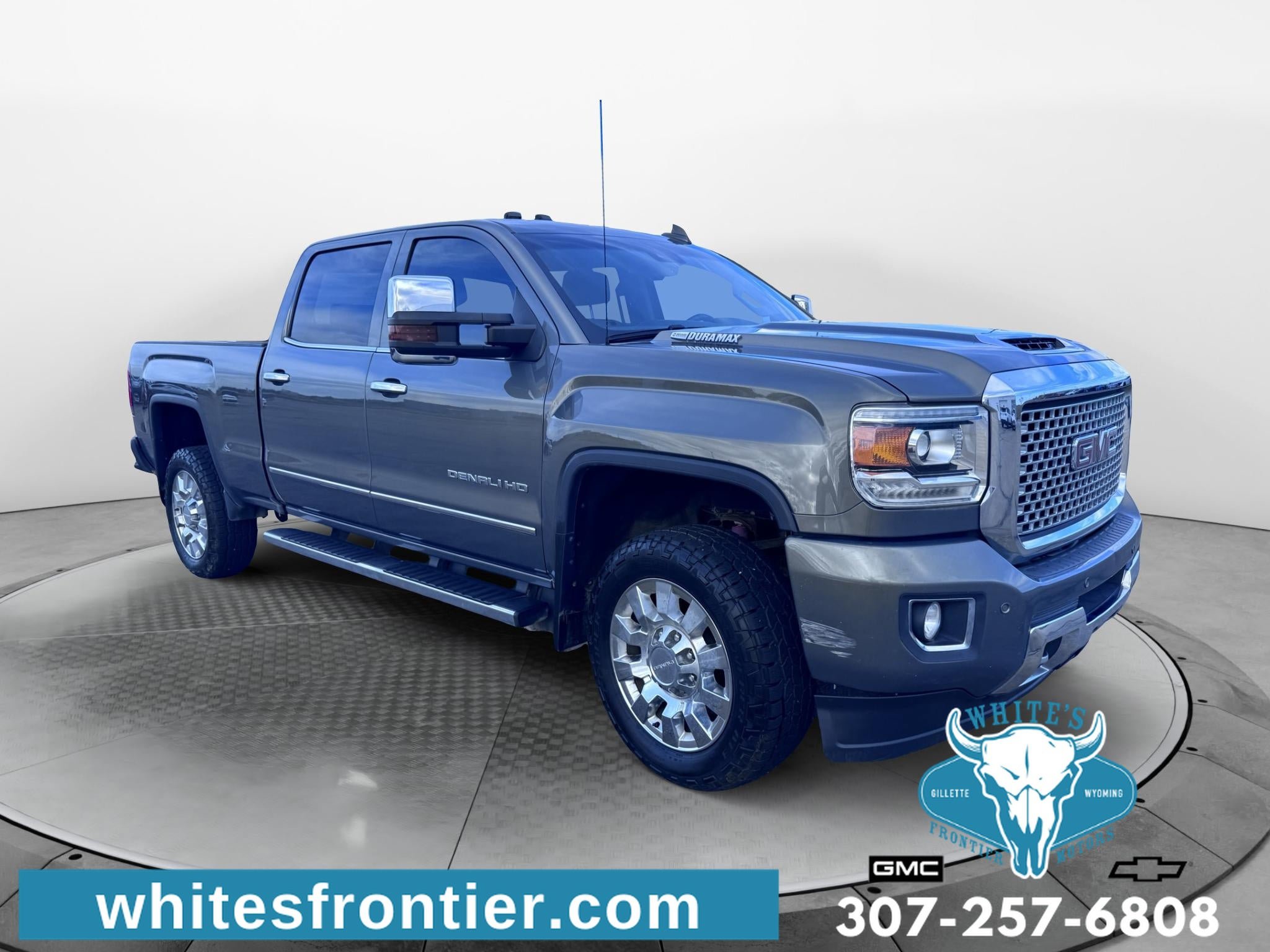 Used 2017 GMC Sierra 2500 Denali w/ Duramax Plus Package AWD/4WD image 1
