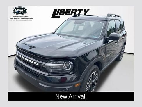 Used 2023 Ford Bronco Sport Outer Banks w/ Tech Package AWD/4WD image 1