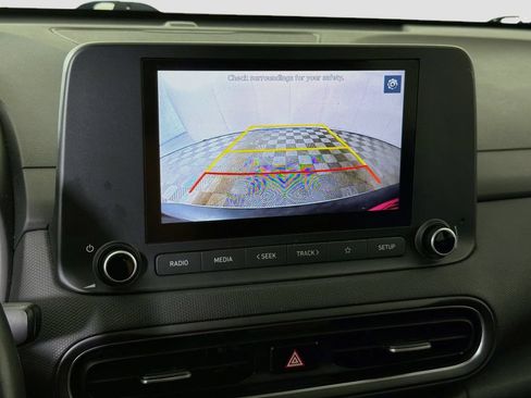 Used 2022 Hyundai Kona SEL w/ Convenience Package FWD image 16