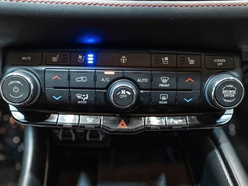 Used 2023 Dodge Durango R/T AWD/4WD image 27