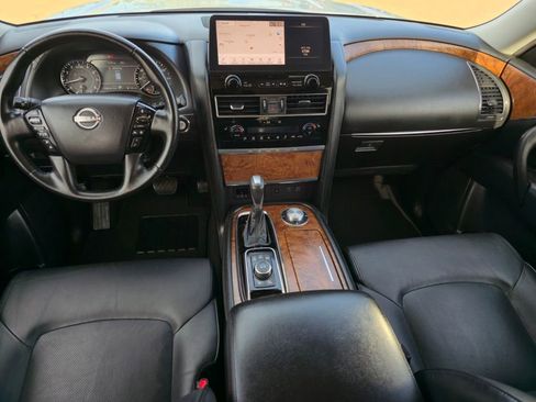 Used 2024 Nissan Armada SL image 12