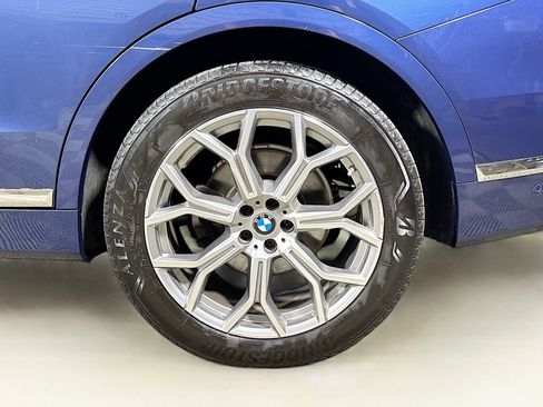 Used 2021 BMW X7 xDrive40i w/ Premium Package AWD/4WD image 31
