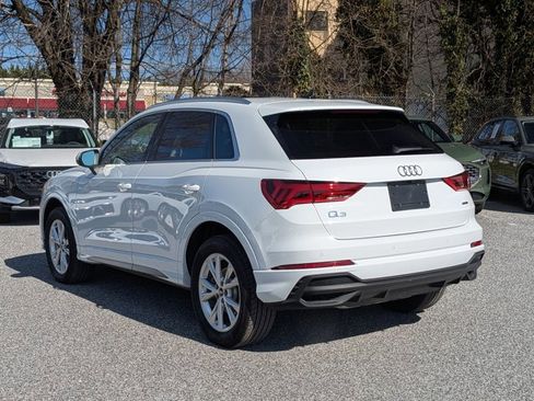 Certified 2025 Audi Q3 2.0T Premium w/ Convenience Package image 8