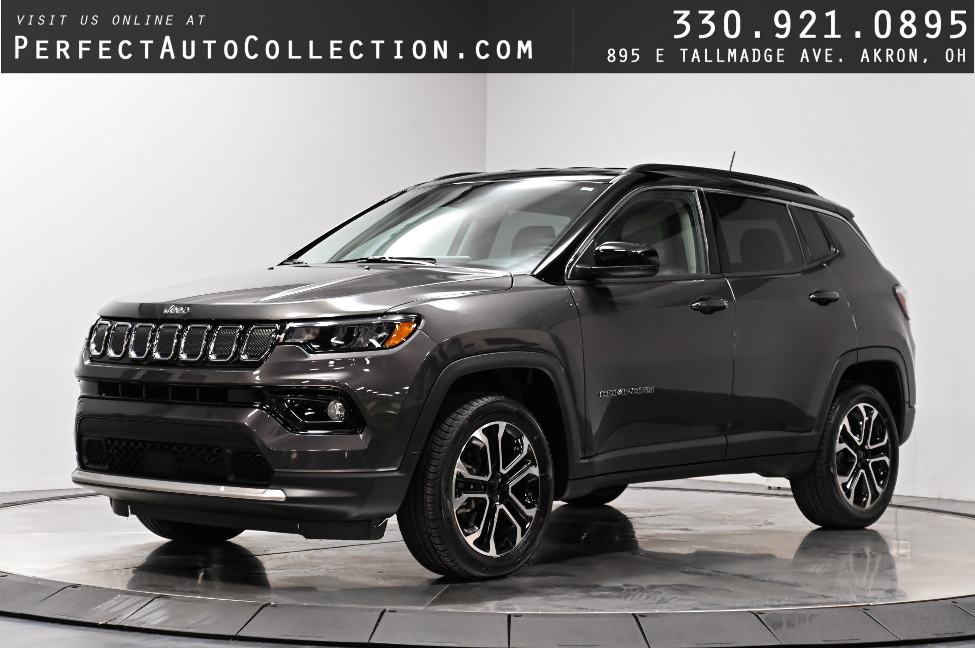 Used 2022 Jeep Compass Limited AWD/4WD image 1
