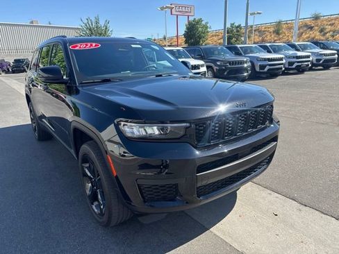 Certified 2023 Jeep Grand Cherokee L Altitude AWD/4WD image 8